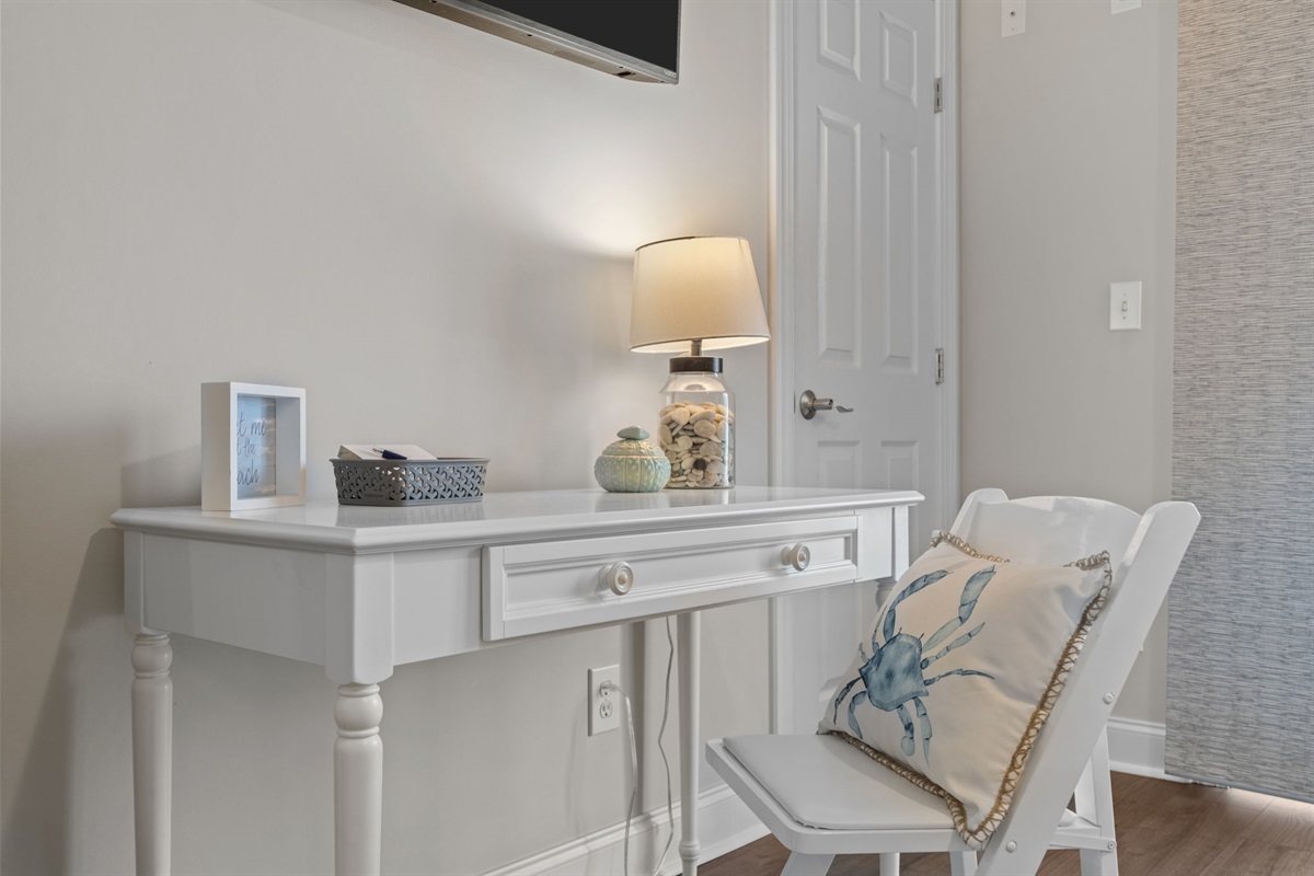 Working on vacation? We have the perfect spot for that.