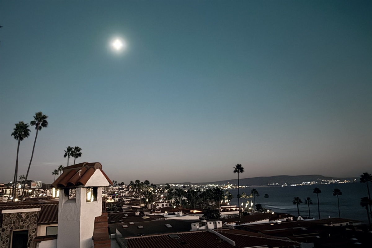 Twilight at Casa de la Buena Vida