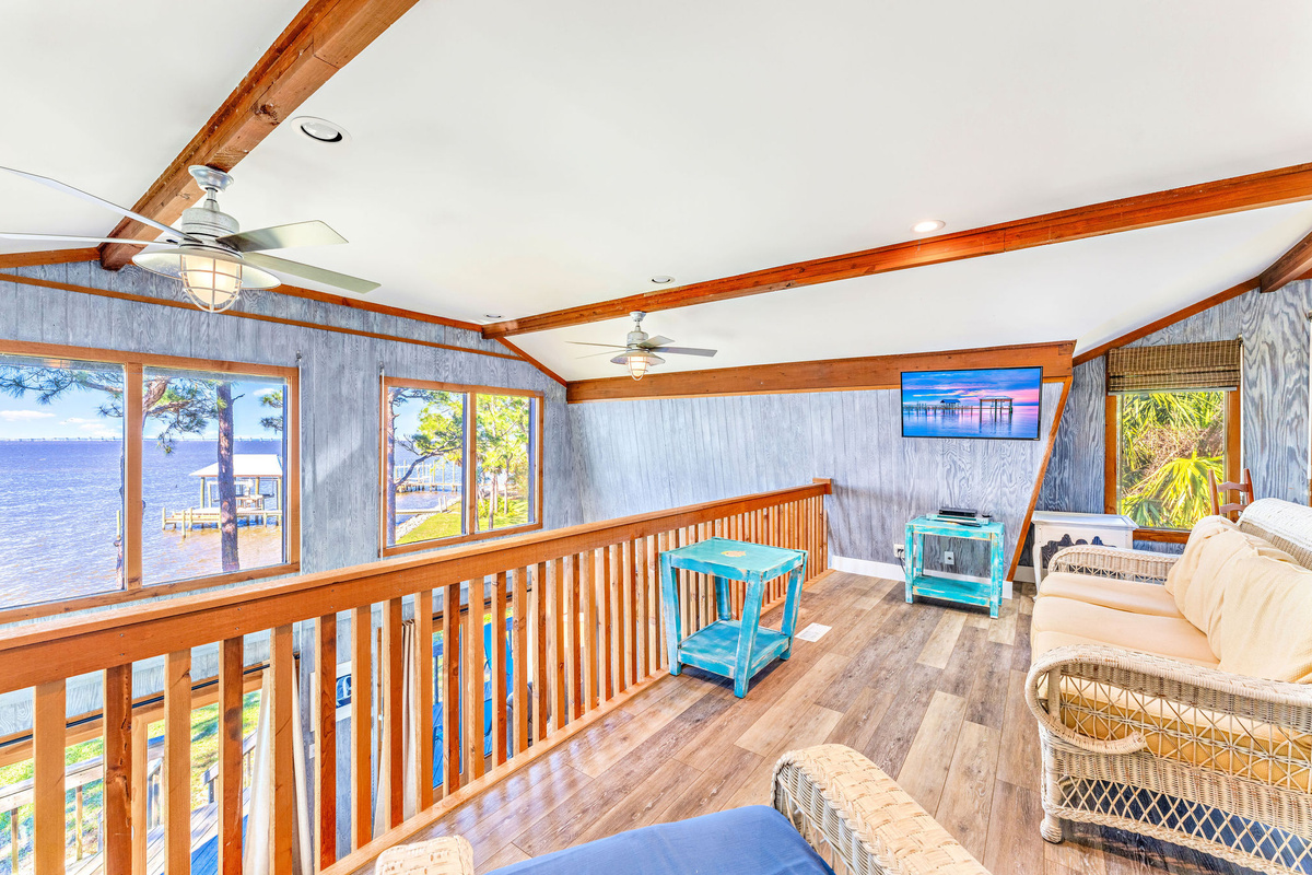 2nd Living Room