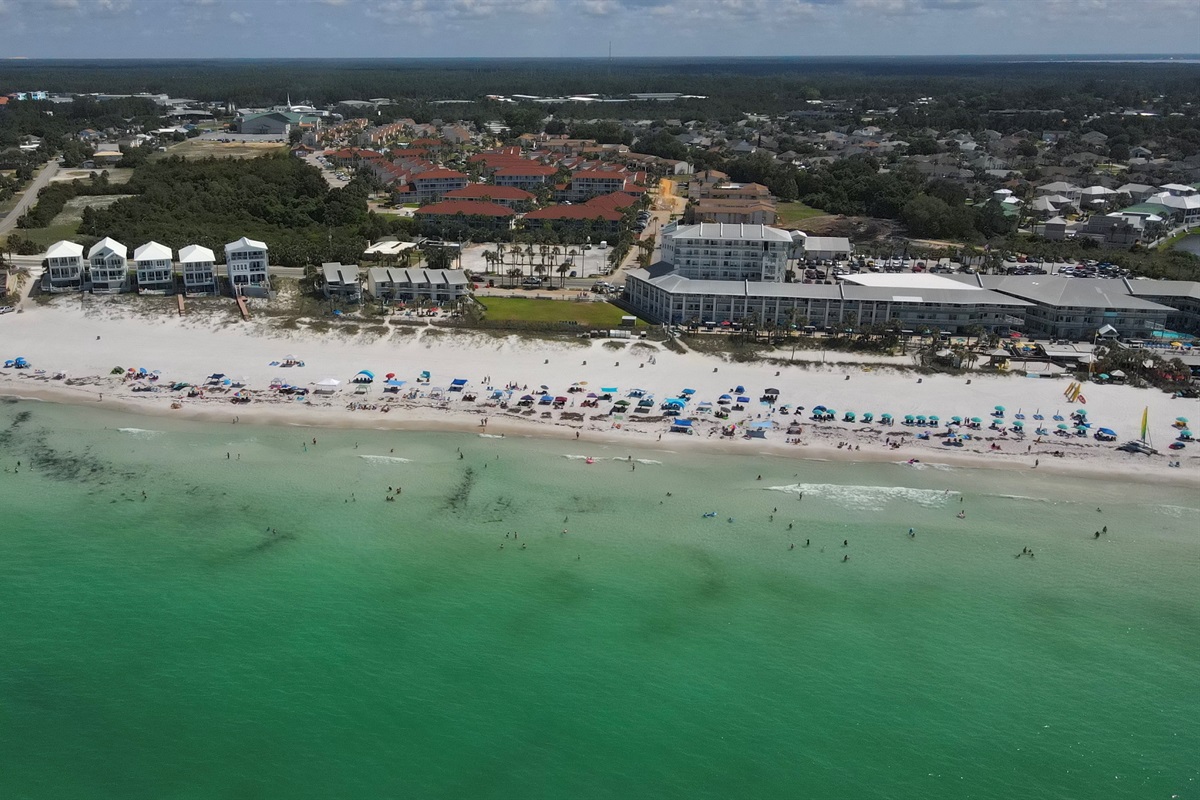 Horizon South is just across the street from the beach!