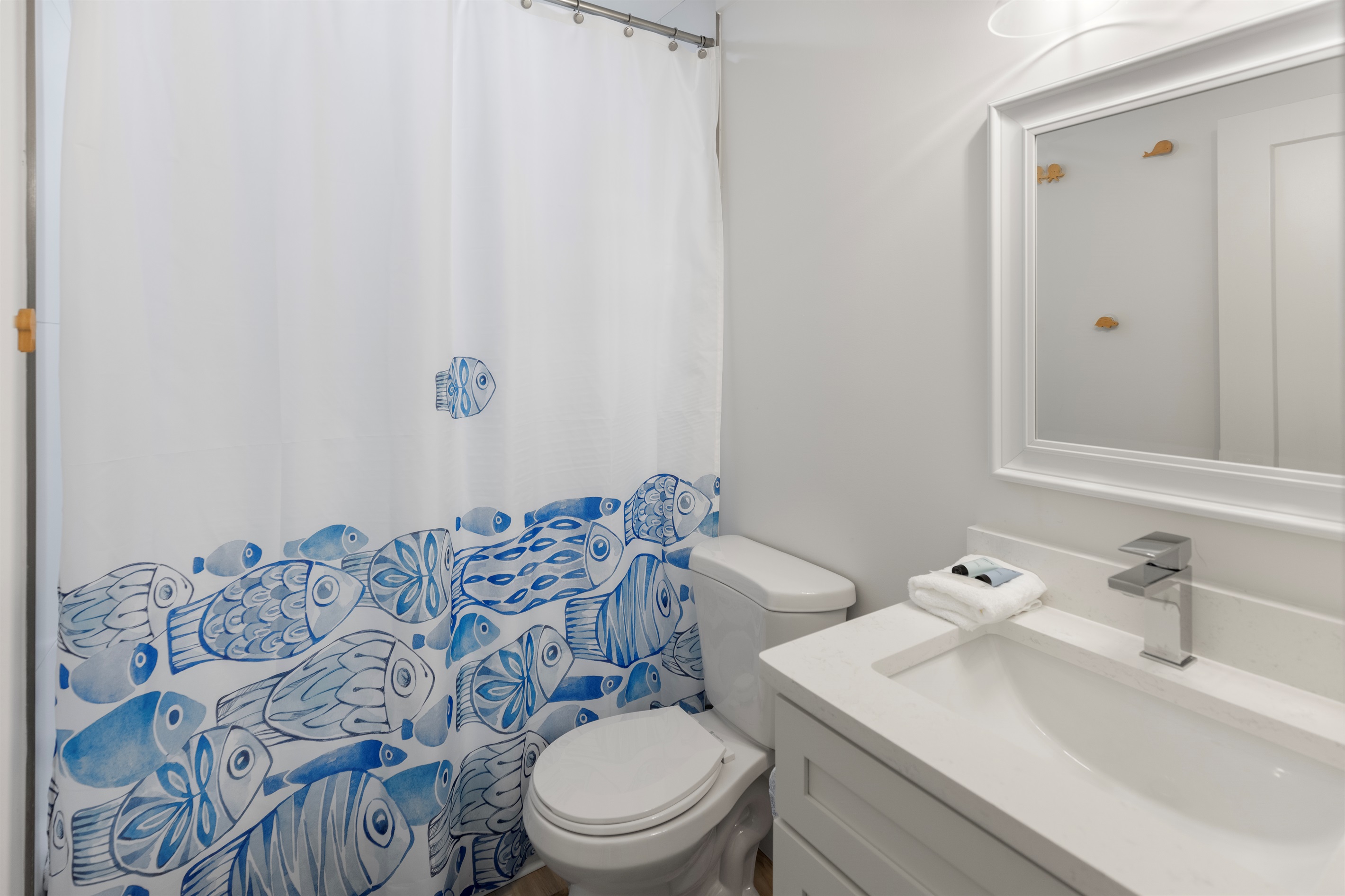 2nd Bathroom (Full)