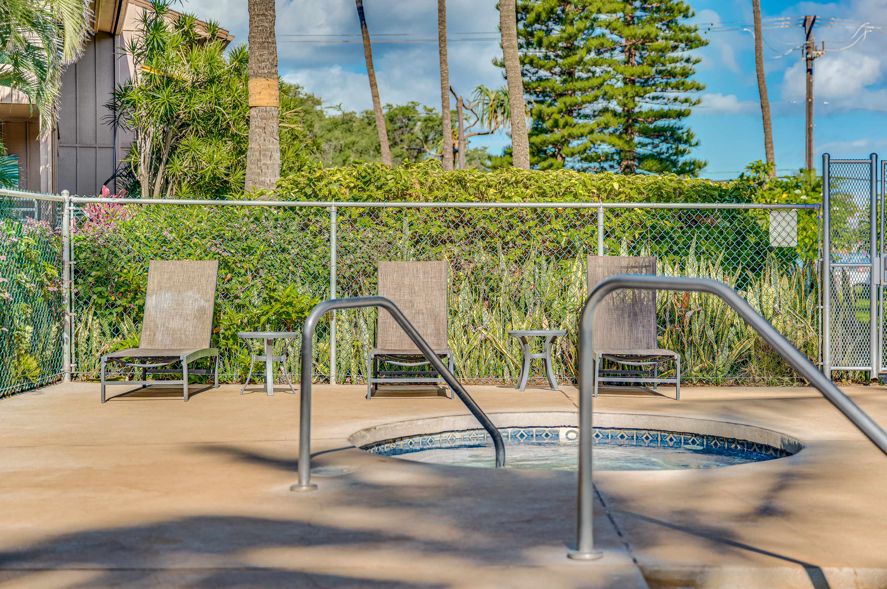 Perfect for sore muscles post-hike or surf!