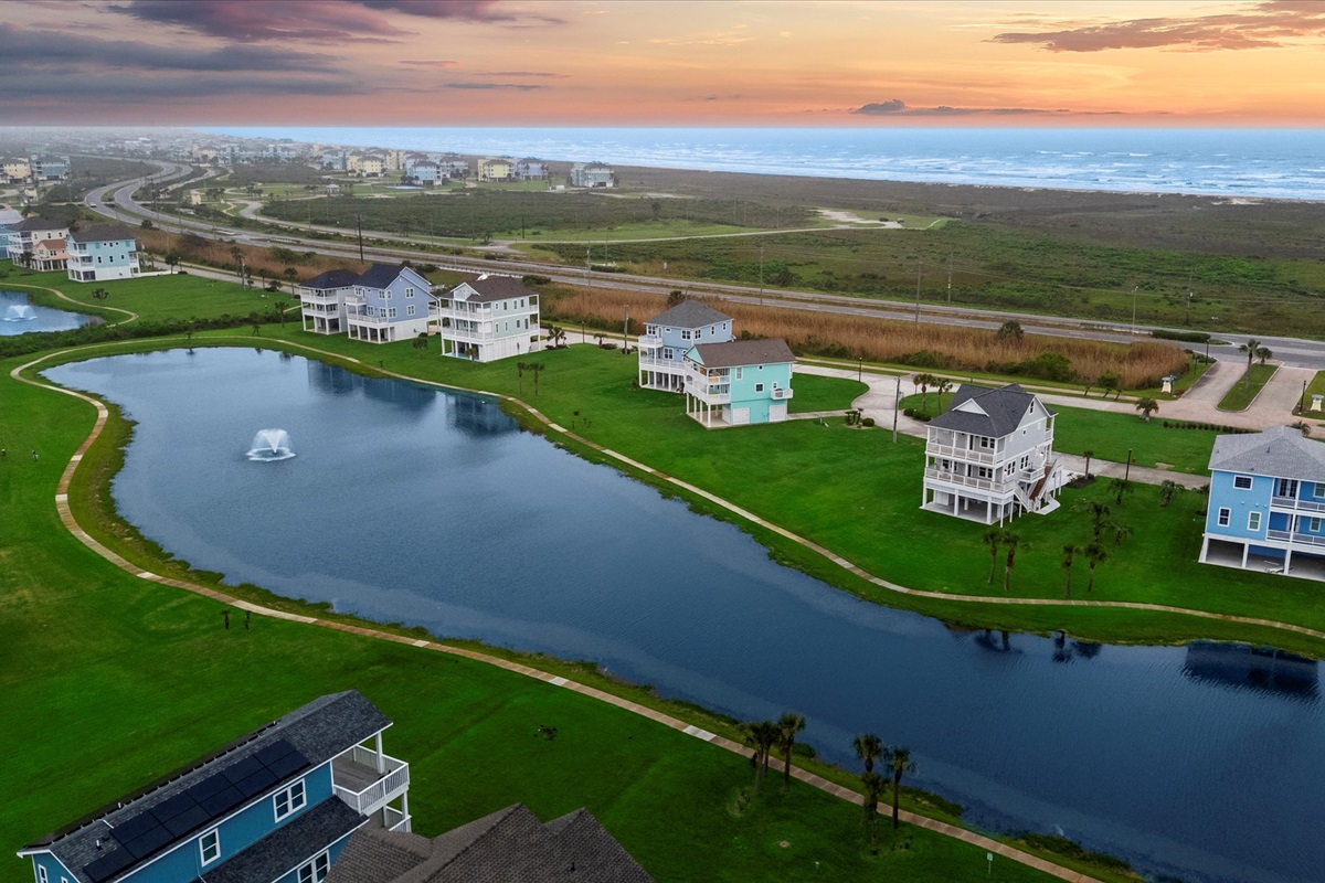 3a9ea82ff80742b2933339323fb27970 Large | Beachhouse | Texas | TX | Vacation Homes | Galveston | Crystal Beach | Kokomo | Breezy Days | Beachfront Elegance | Sunrise Serenity | Southern Sands Property Management, LLC