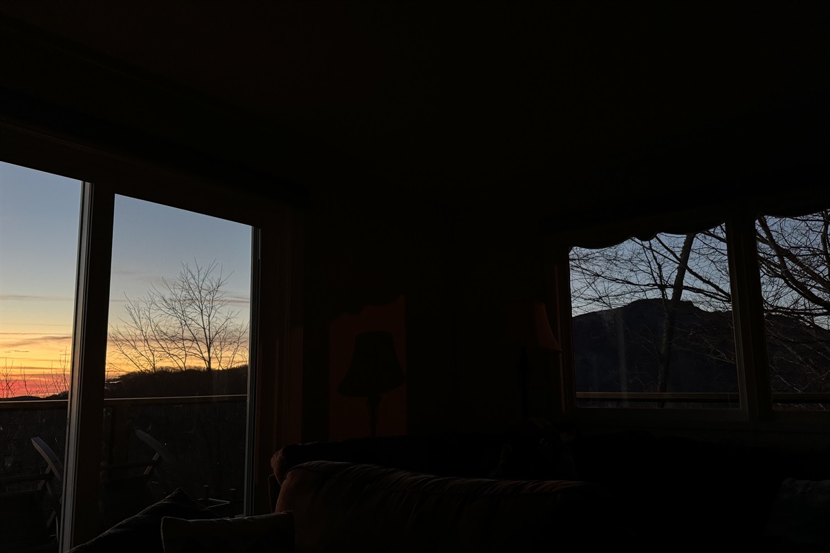 Sunrise @ WishYouWereHere7Devils is an event most days! With long-range, layered, panoramic mountain & valley views from The Grandfather Mountain Profile to The Blowing Rock to Hound Ears Club, you are high above it all. At 4,000 ft, you may even get snow!