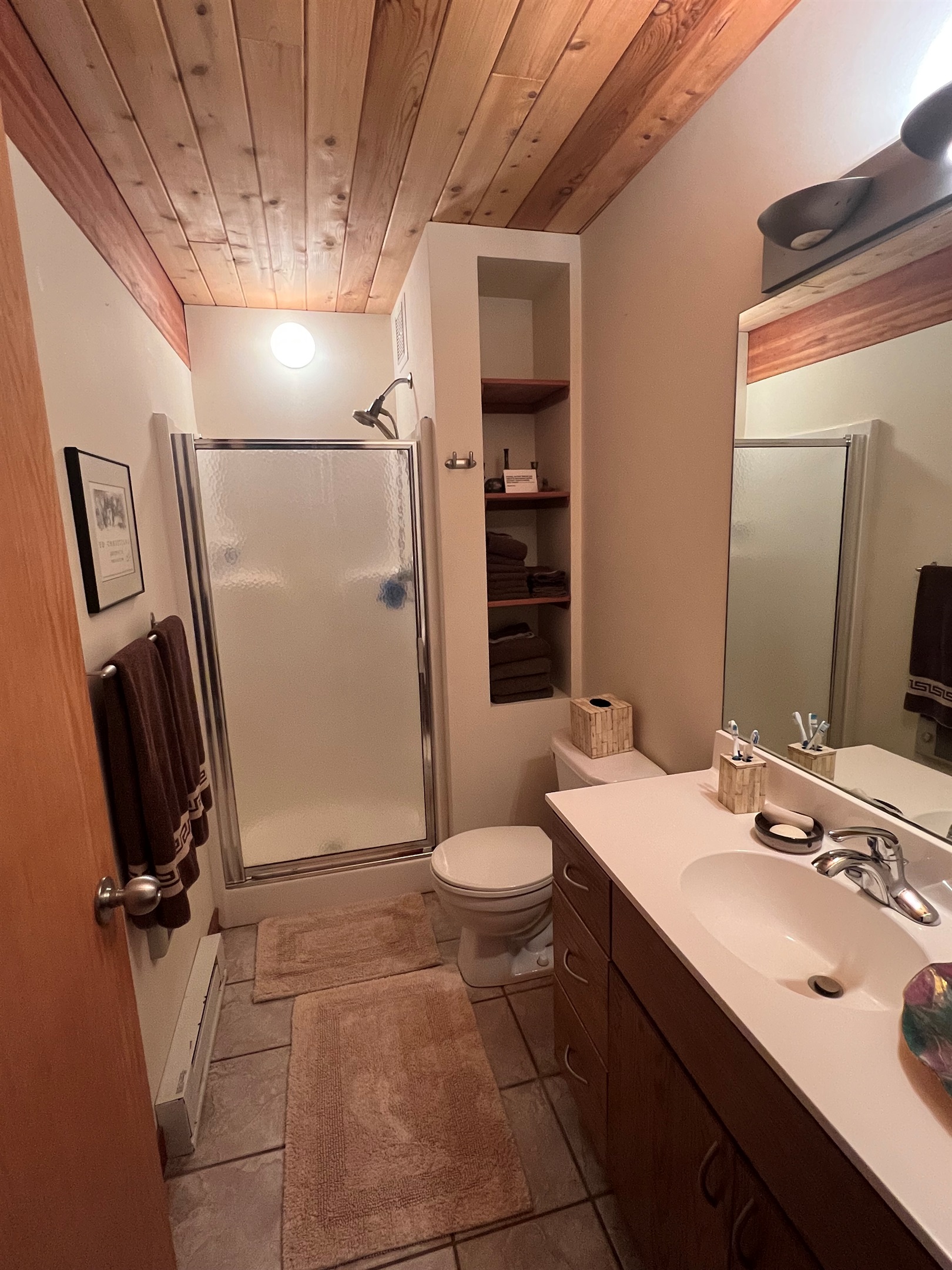Left wing shared guest bathroom
