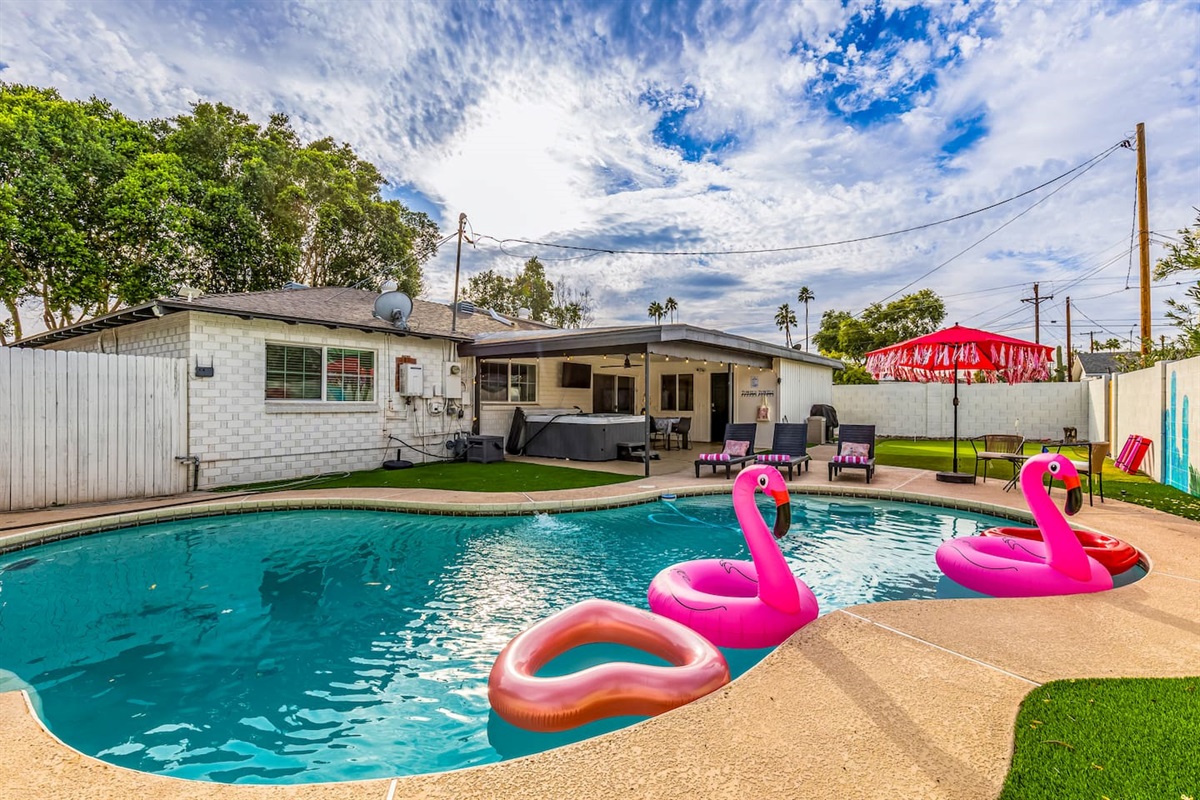 Make a splash with giant flamingo floats, perfect for lounging in the water or capturing unforgettable vacation memories.