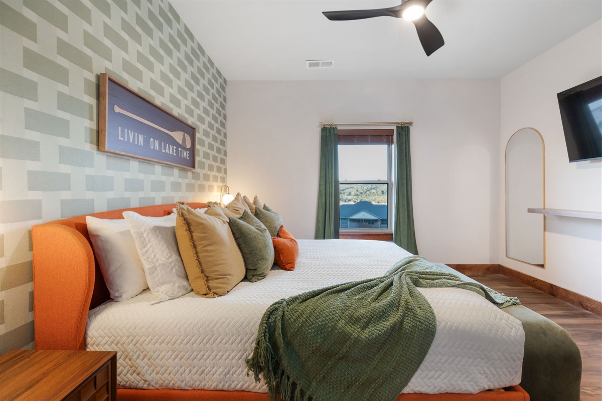 lower level King bed #3 w/ ensuite bath