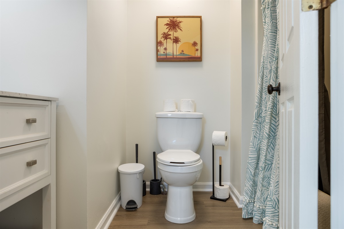 Bath linens provided