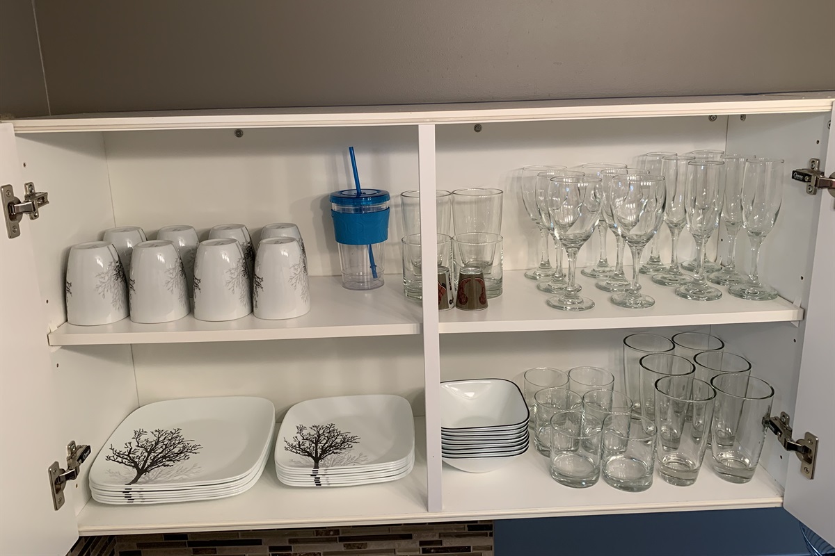 Lots of dishes and glassware so you don't run out in-between meals.