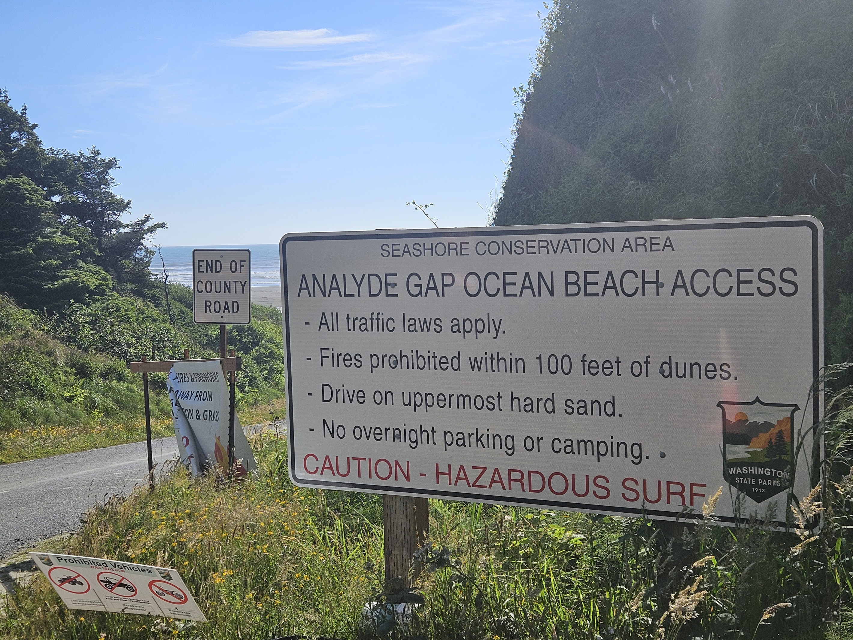 Drive-on beach access at Analyde Gap Rd, 1 minute drive