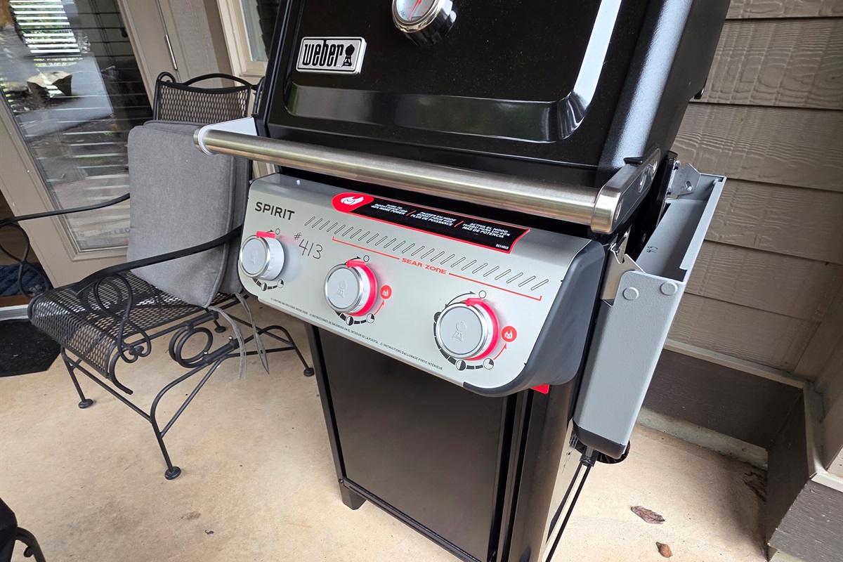 Unit B also has a Weber propane BBQ on your private covered patio. Enjoy!