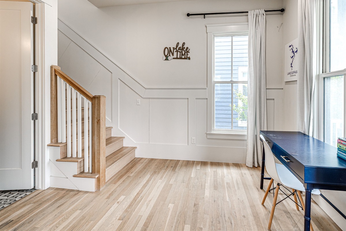 Entryway with desk space