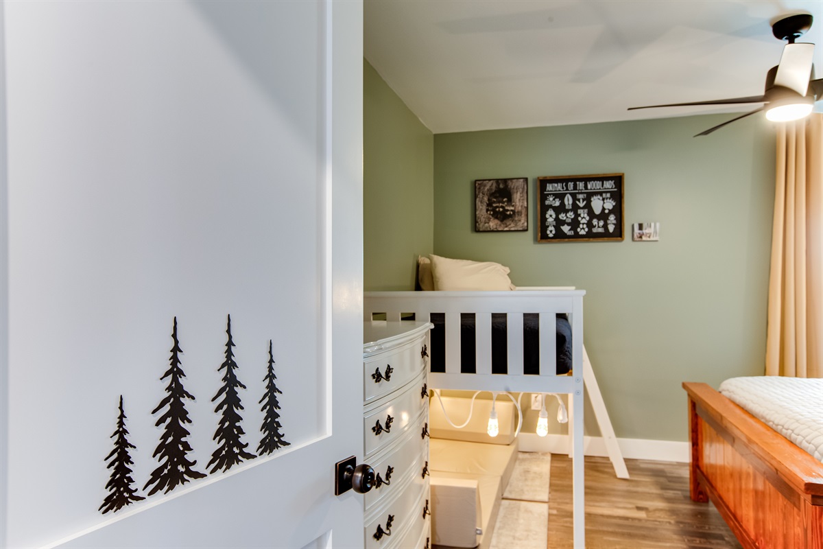 Bedroom 2 (into the forest): queen bed, loft twin + fun reading nook under the loft!