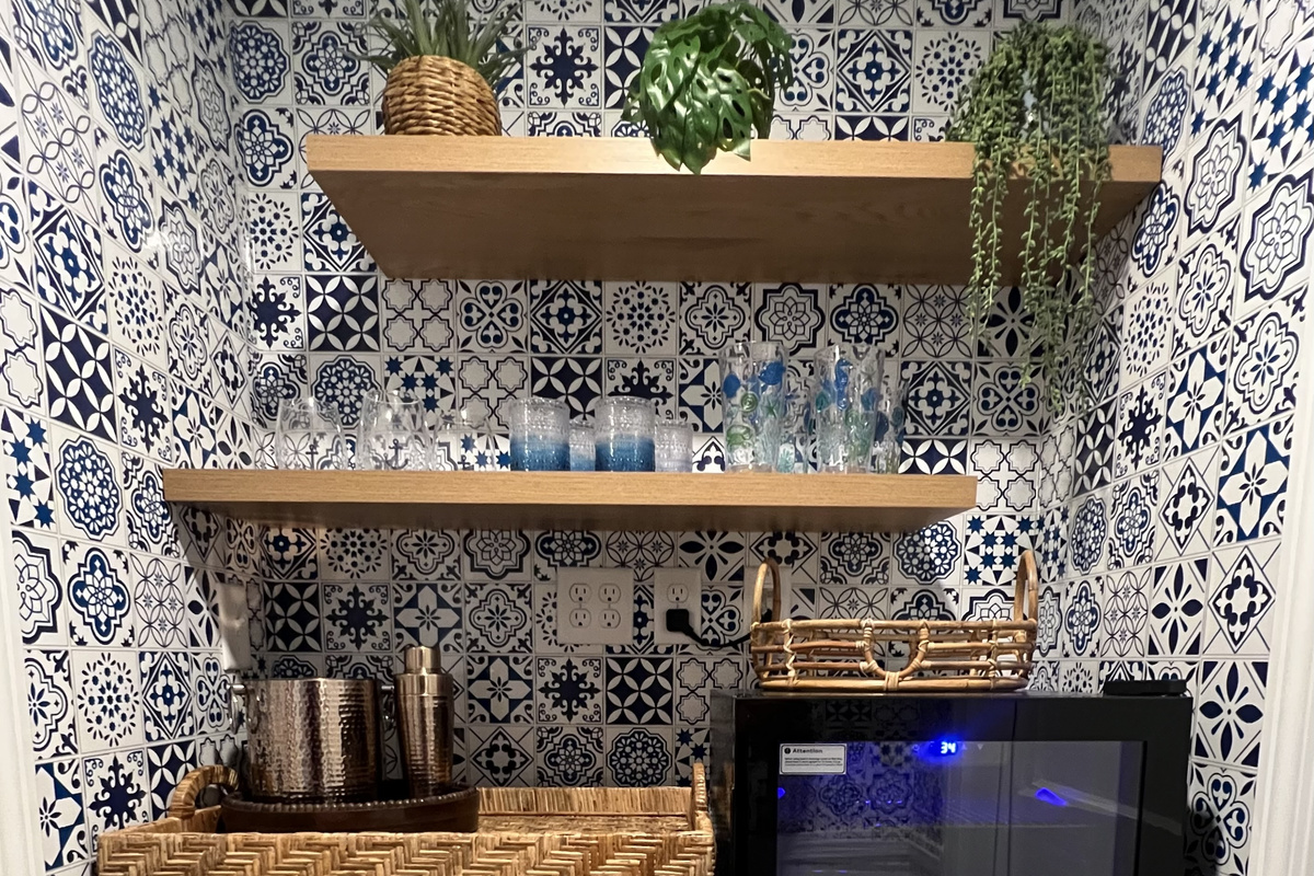 Refreshment Station, located between the arcade room and bathroom. For a girls’ getaway, grab the shaker and turn it into your own little Martini Bar!