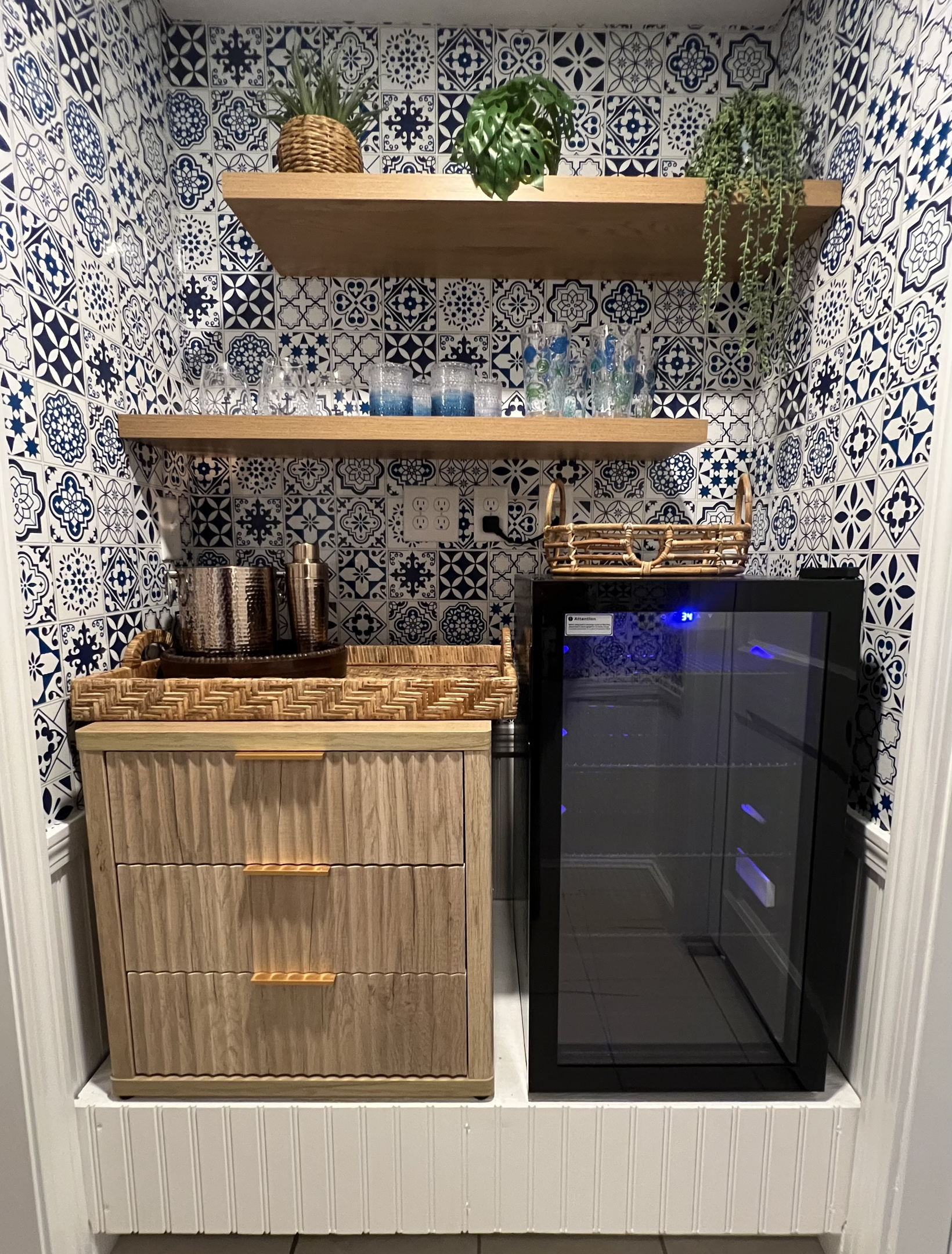 Refreshment Station, located between the arcade room and bathroom. For a girls’ getaway, grab the shaker and turn it into your own little Martini Bar!