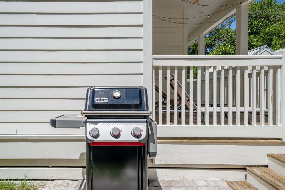 Gas grill in the backyard - perfect for easy and delicious BBQs!