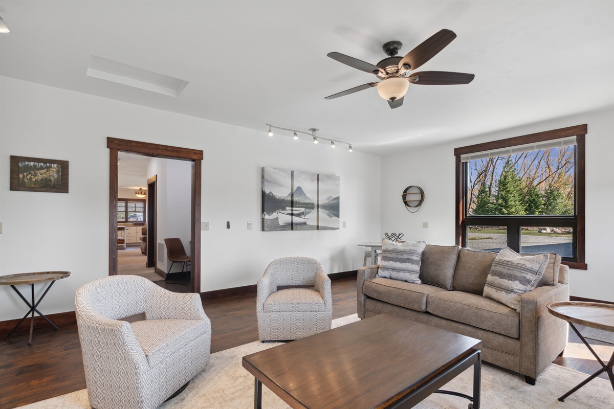 Enjoy stunning views while relaxing in stylish furnishings and natural light!