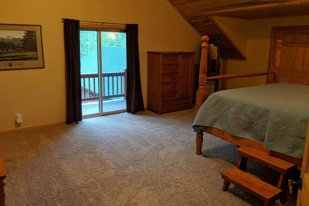 Master bedroom 1 - 2nd floor