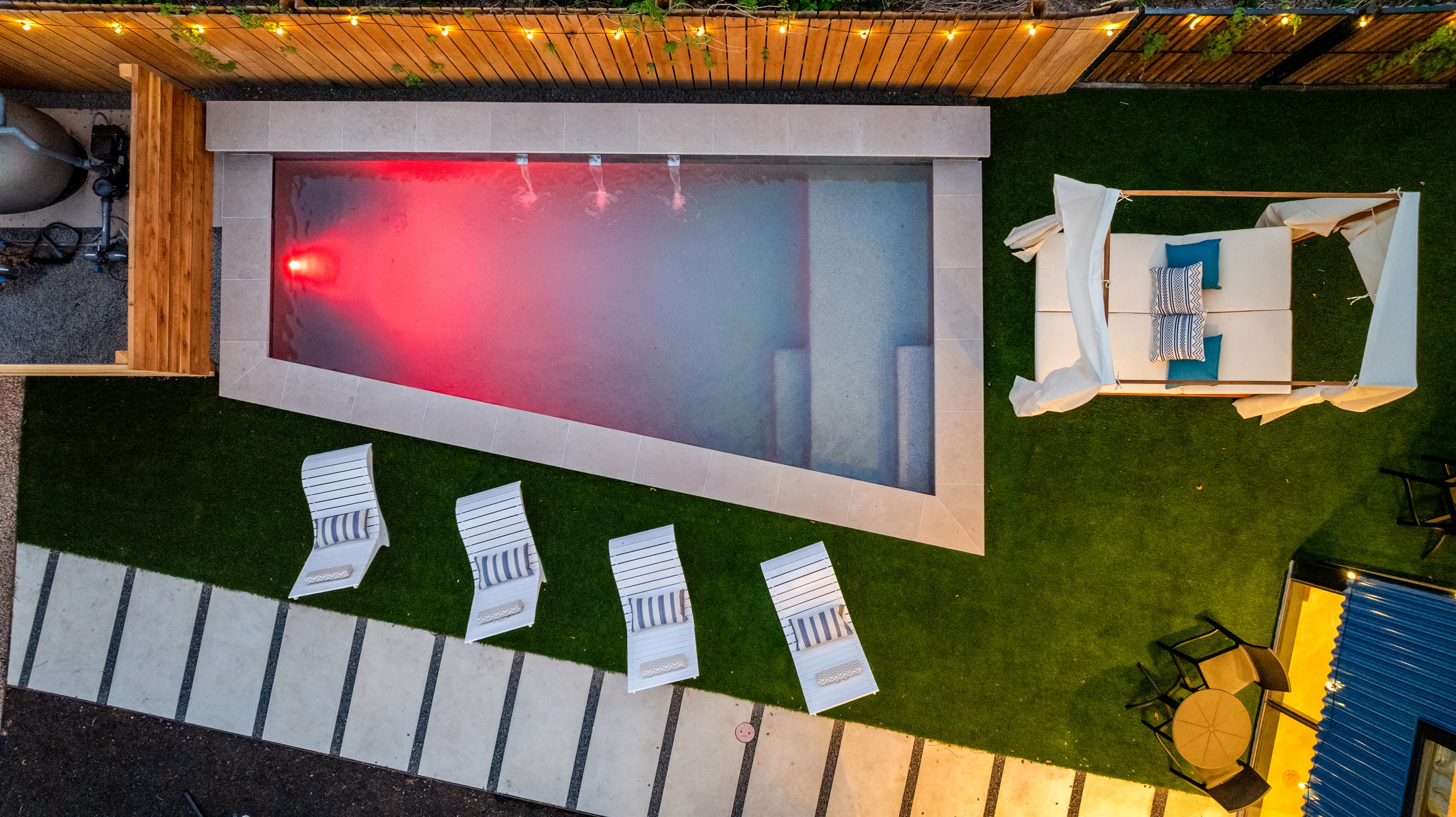 Gorgeous luxury in-ground pool