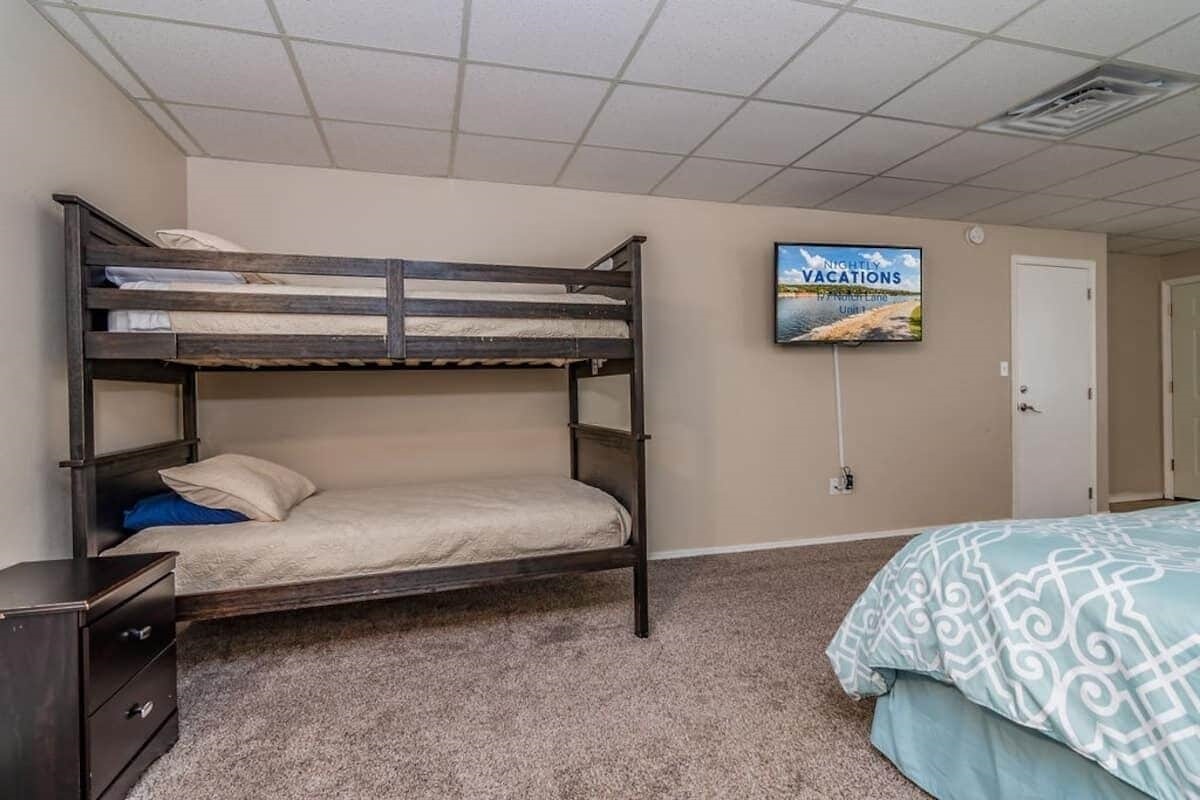 Bedroom 4 with ensuite