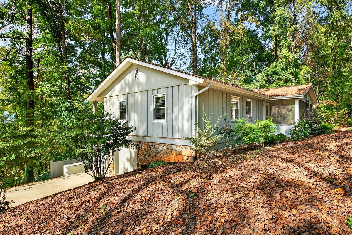 Additional view of White Pine Retreat