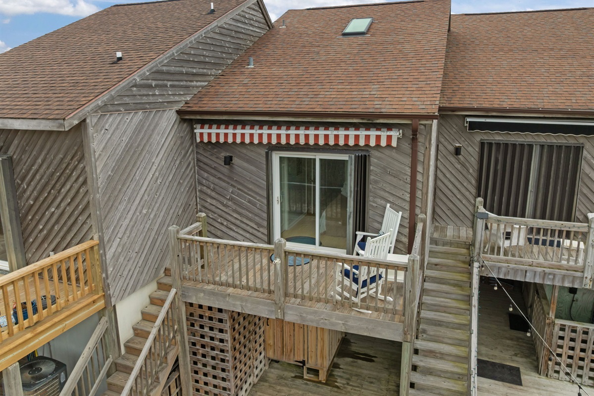 Private deck with rocking chairs: perfect for morning coffee and salty breezes