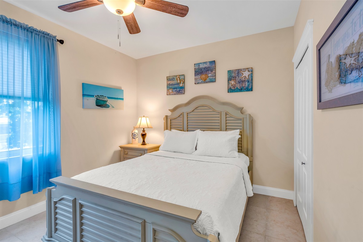 Bedroom 3 has a Queen size bed,