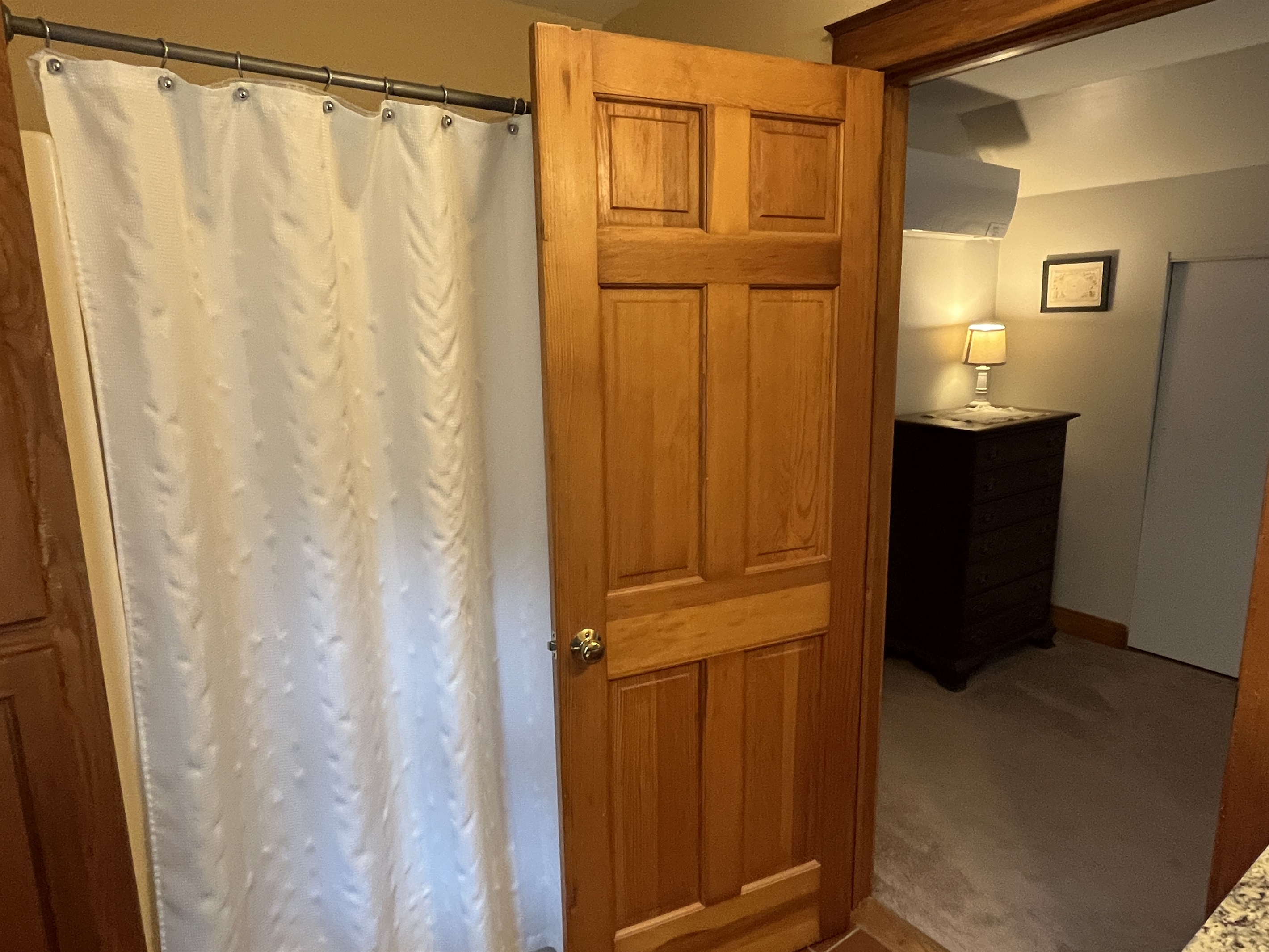 Ensuite bath in primary King bedroom