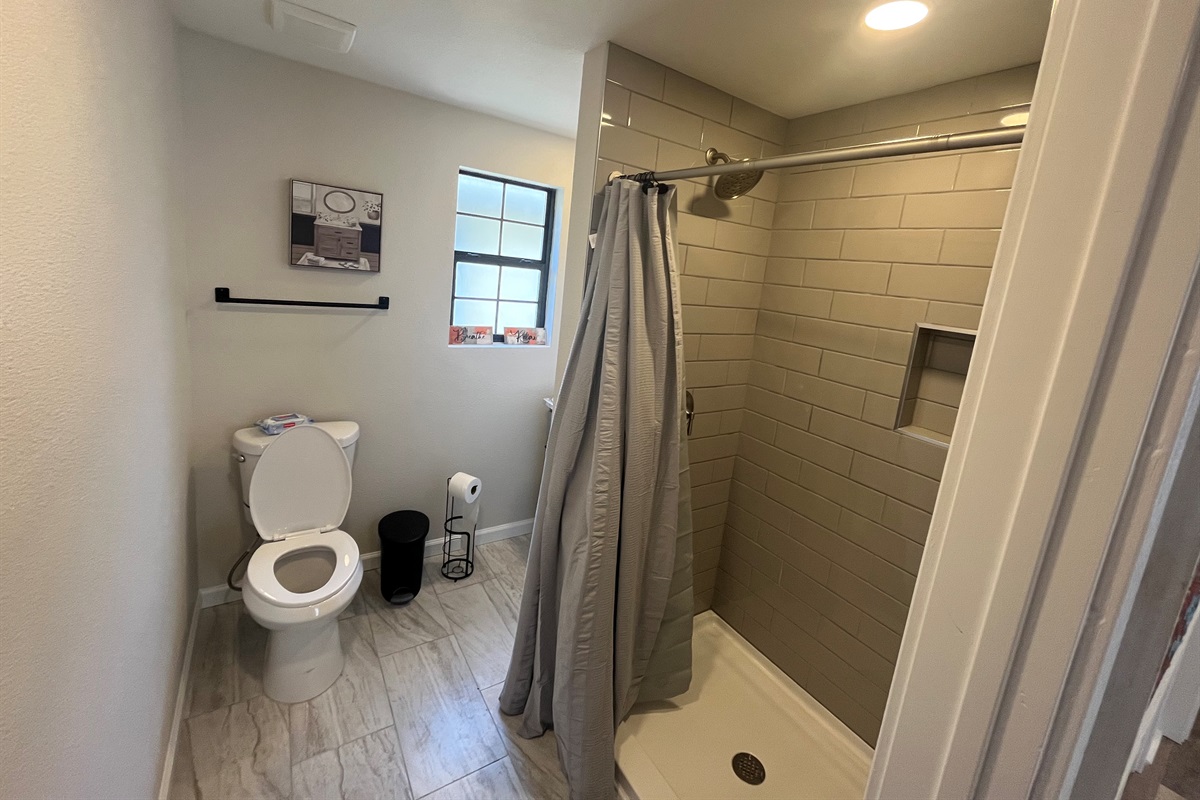 Master Bath En Suite