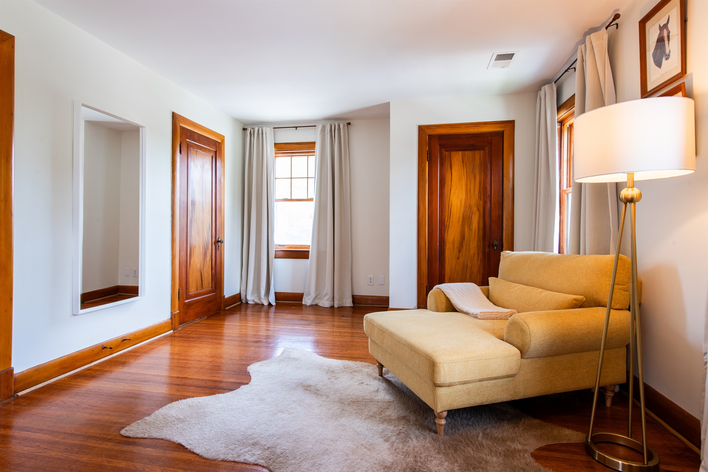 Primary suite with lounge area