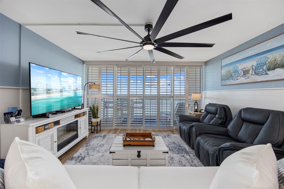 Plantation shutters open and close!