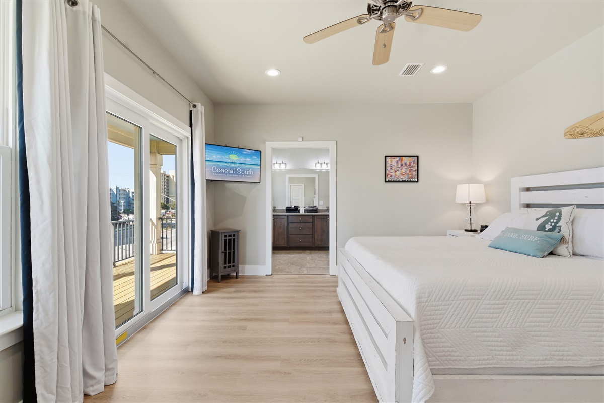 Master Bedroom (King)