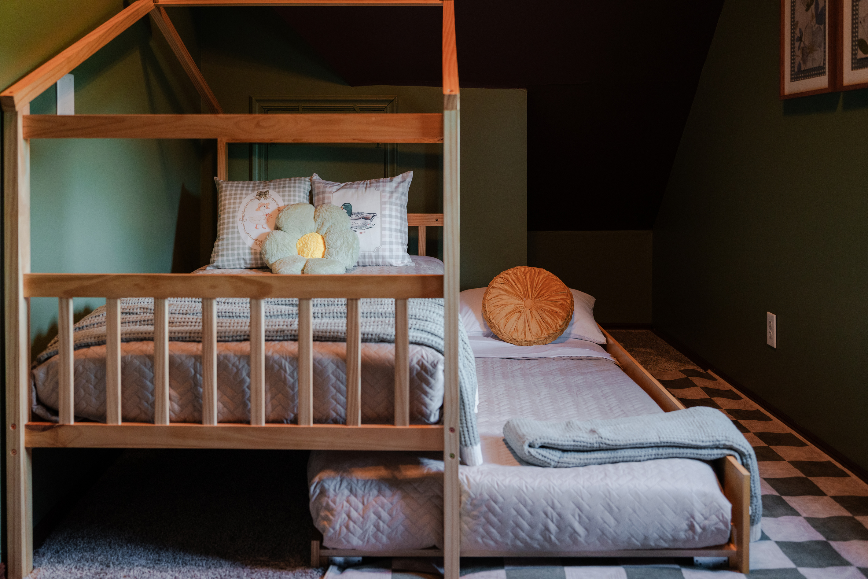 Kids’ Twin Trundle Bed - a cozy and flexible sleeping space for little ones.