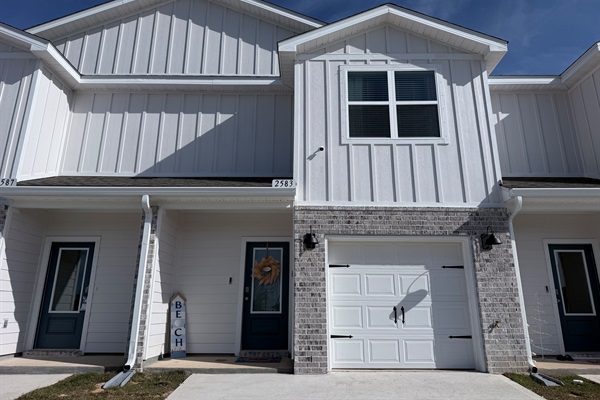 Front entryway into the property