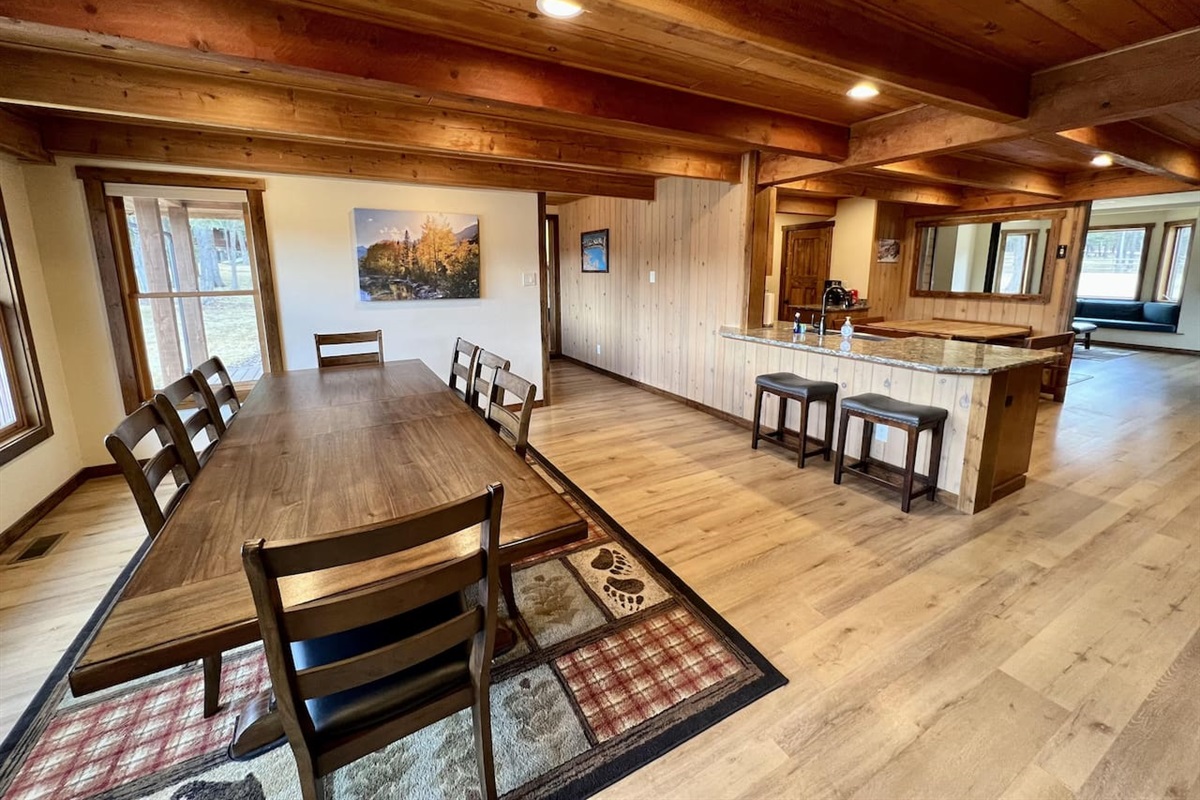 Dining room, seats and additional 8