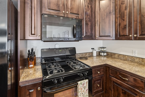 Fully Equipped Kitchen - Gas Stove