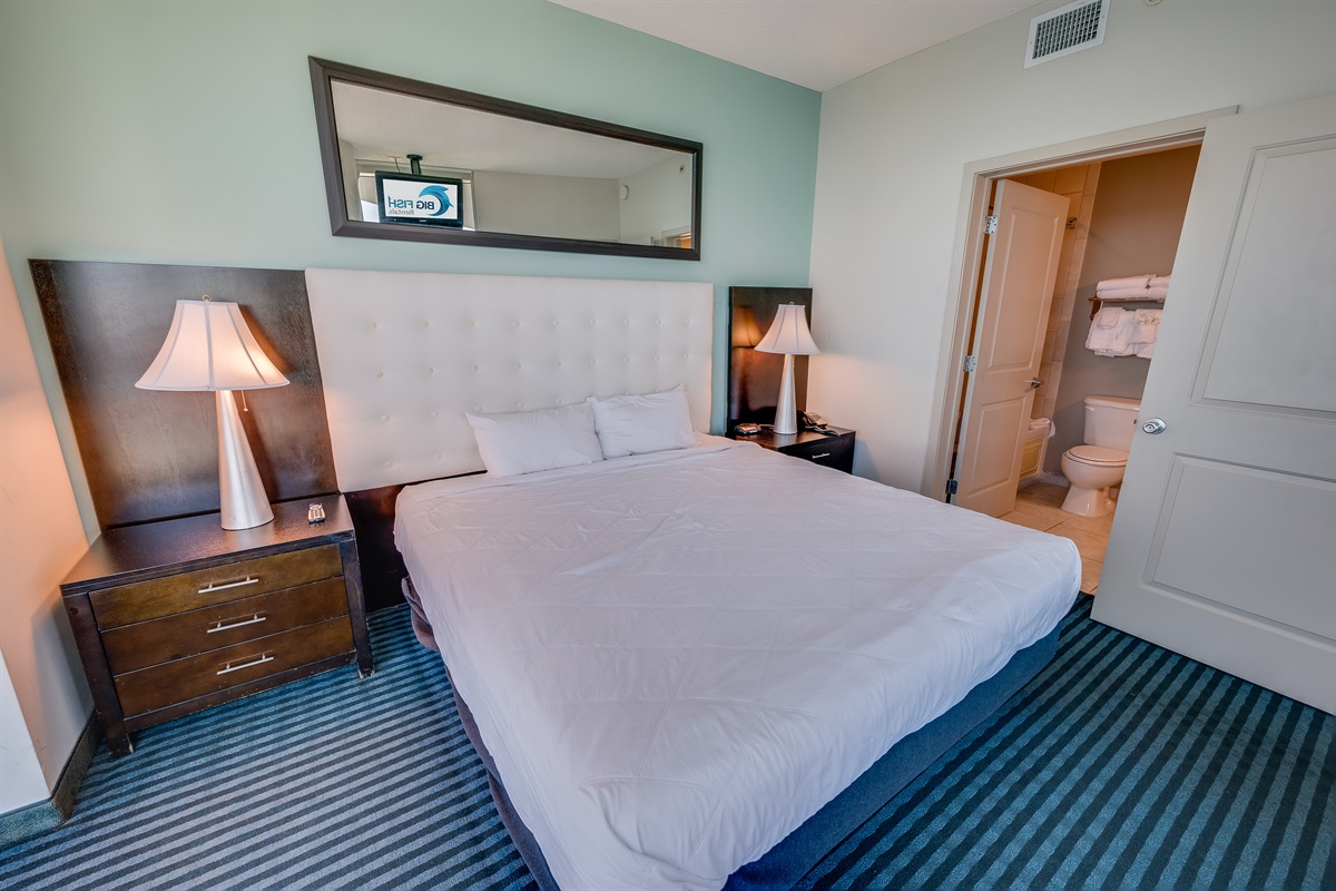 Beautiful Bedroom with Amazing Views 🌊☀️