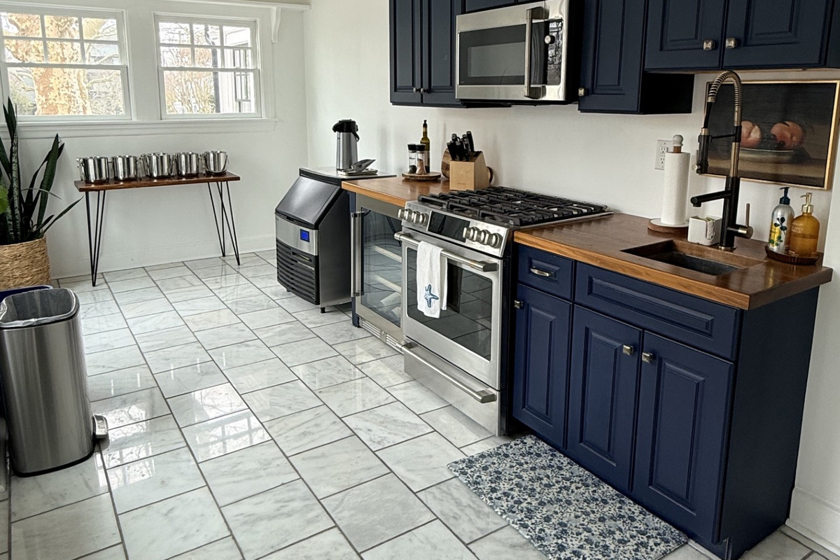 Shared Kitchenette