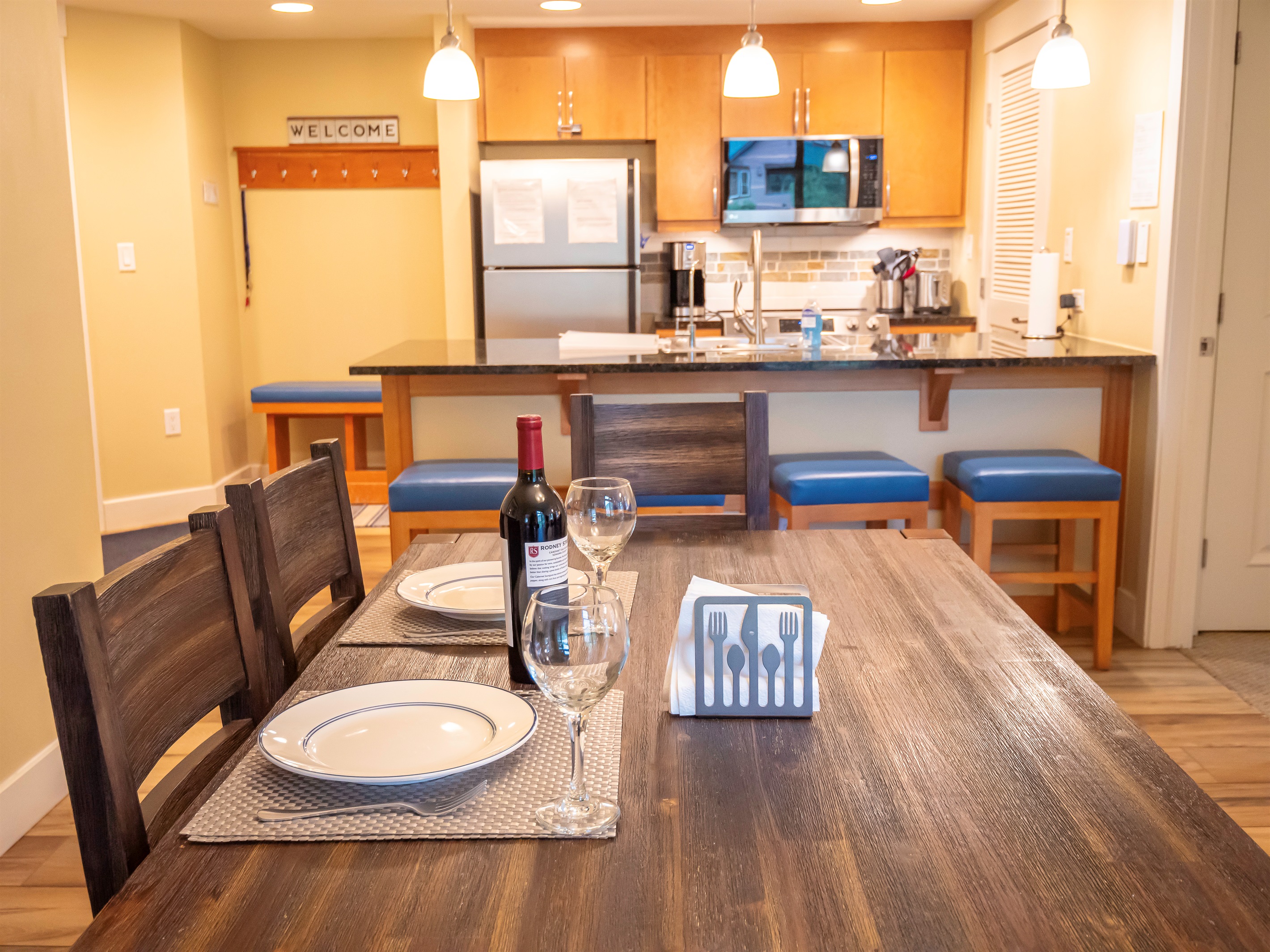 Table with 4 chairs and bench