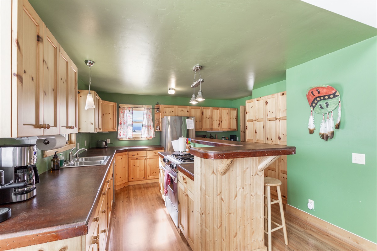 A fully stocked kitchen has everything you will need to make a delicious meal with family and friends.