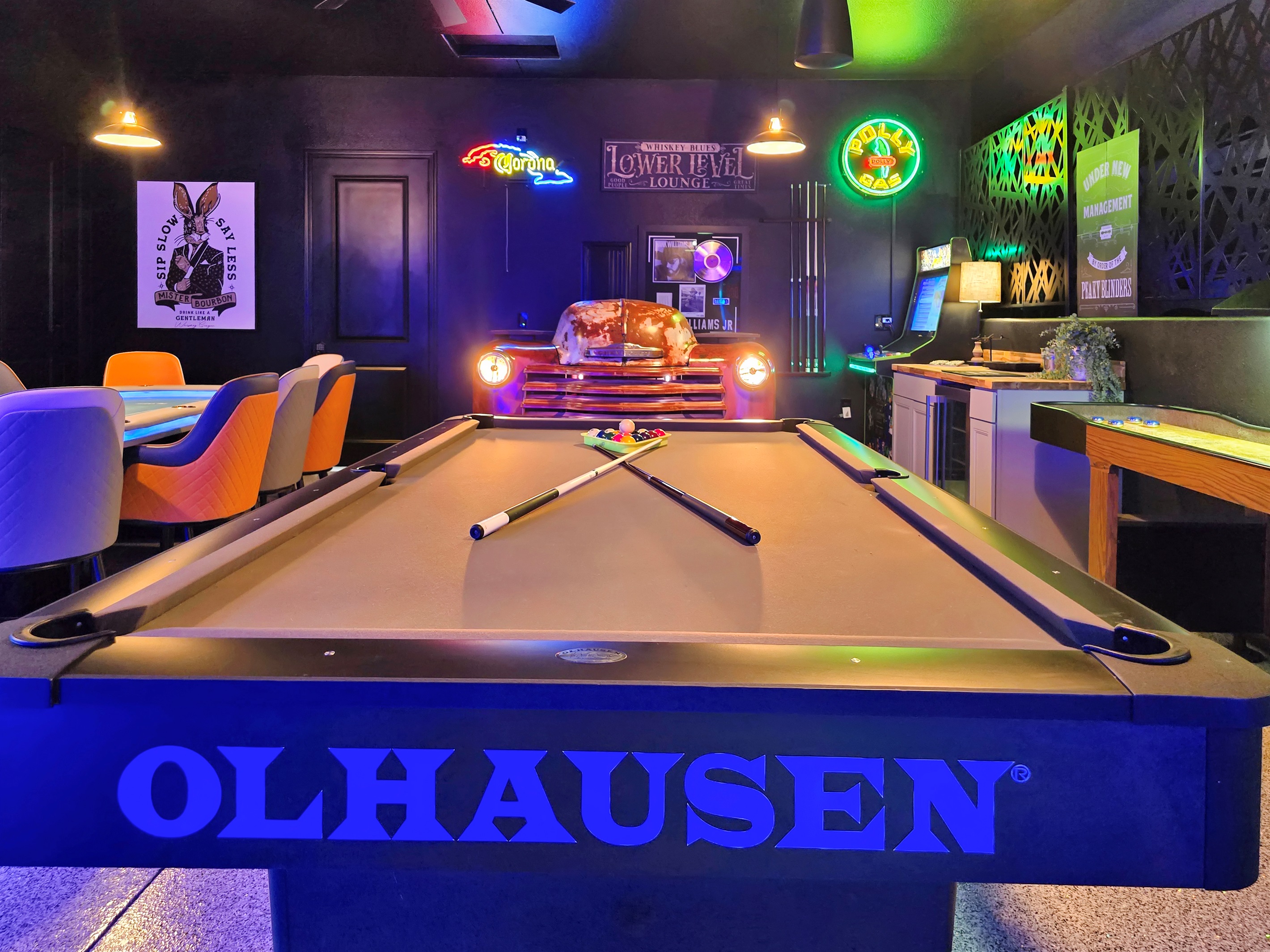 Olhausen 9-foot Pool Table