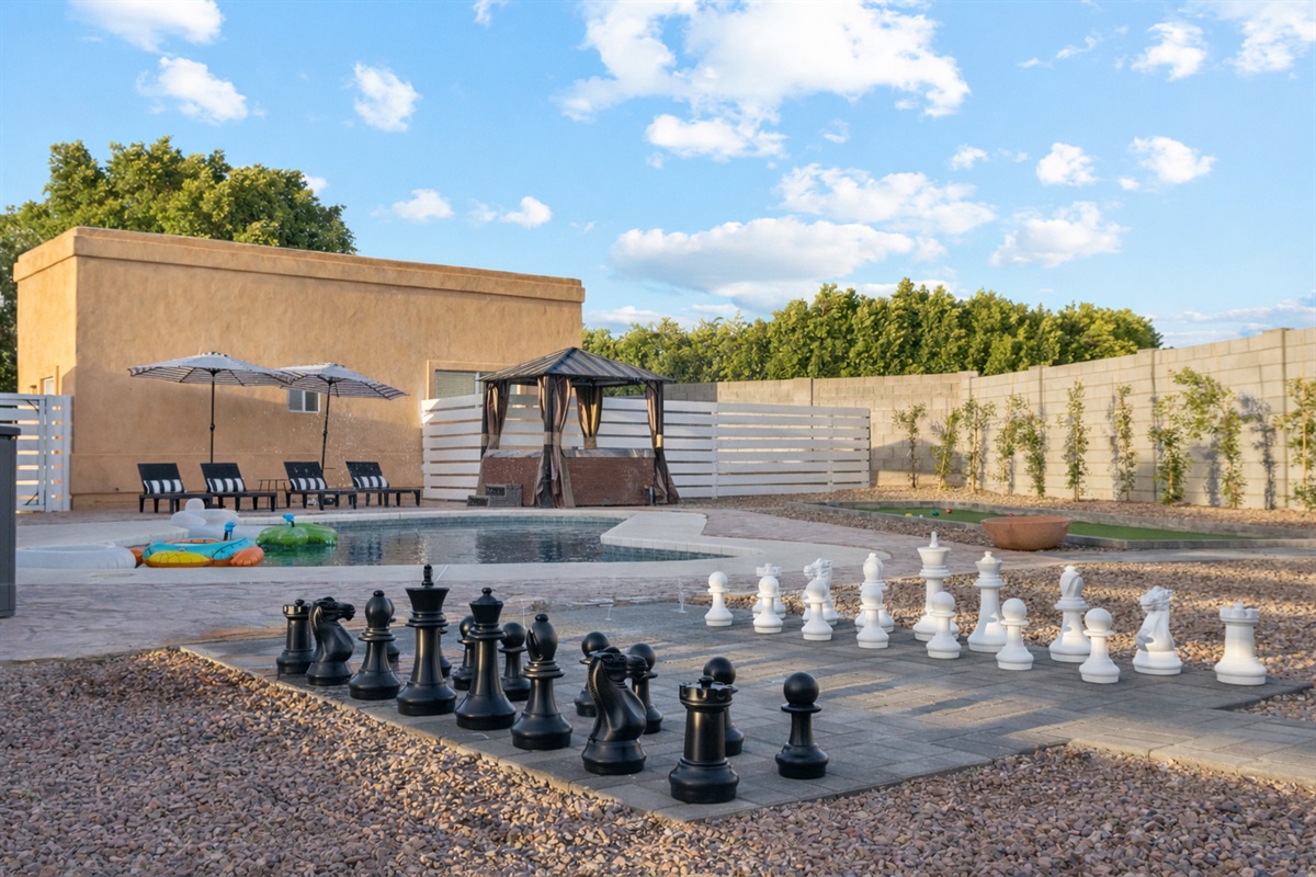 I challenge you to a life-size game of chess!