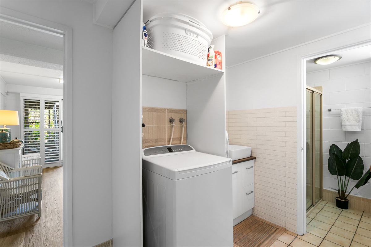 Keep on top of your holiday washing with 2 laundries.