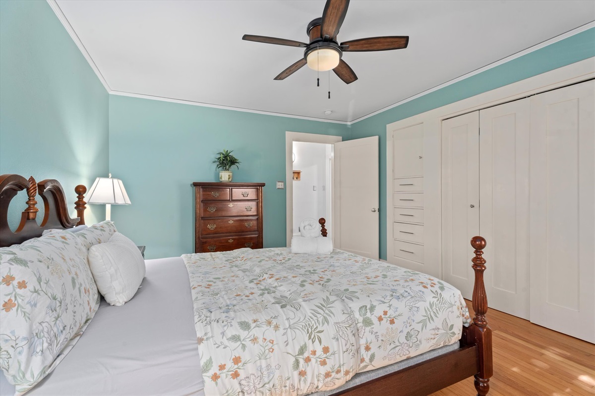 3c0e8e08d0354a439eddafbd9a363d17 Large | Beachhouse | Texas | TX | Vacation Homes | Galveston | Crystal Beach | Kokomo | Breezy Days | Beachfront Elegance | Sunrise Serenity | Southern Sands Property Management, LLC