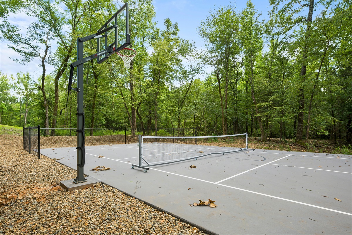 Play under the open sky on our multi-use sports court – whether you're up for pickleball or basketball, we've got you covered