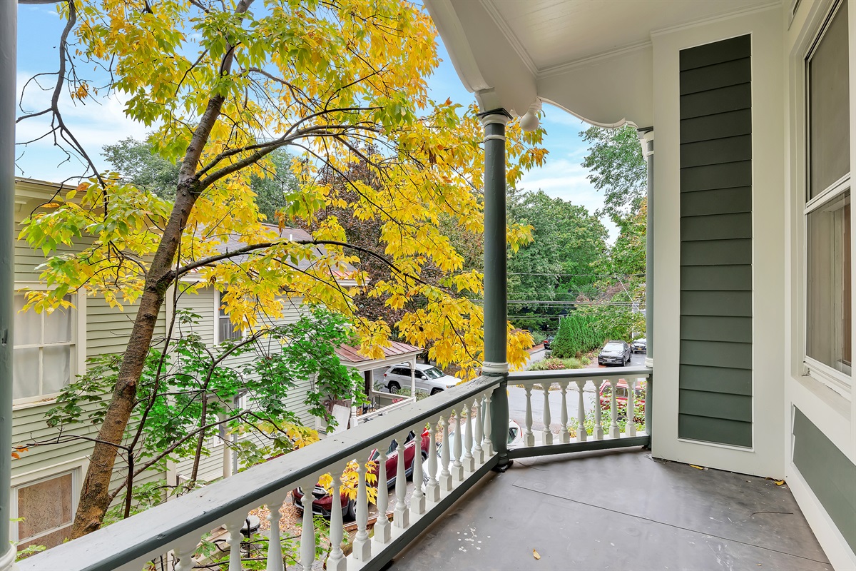 Balcony Off Kitchen 