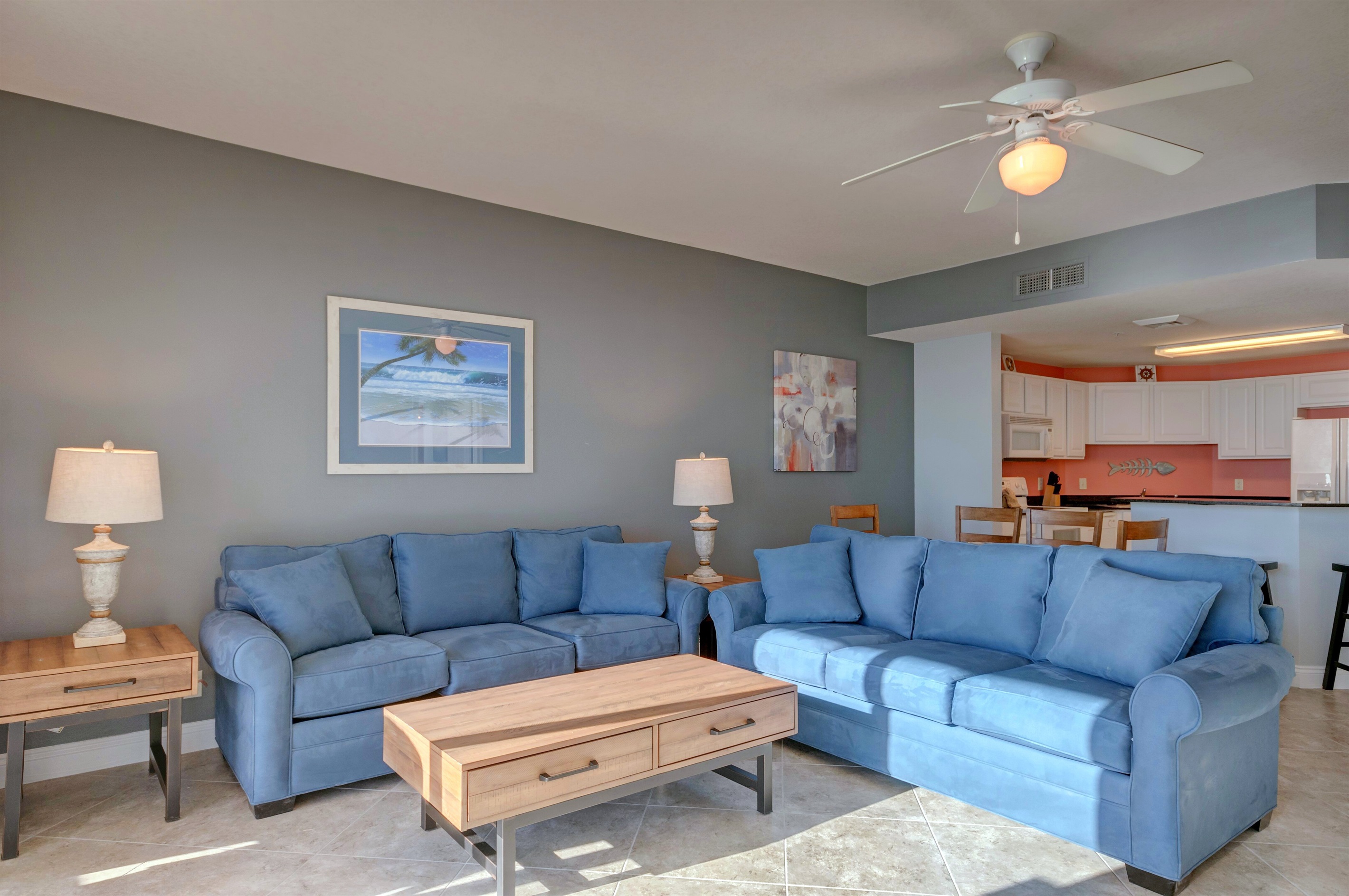 Spacious 5th Floor Luxury Condo – Free Beach Chairs & Daily Tickets! 5