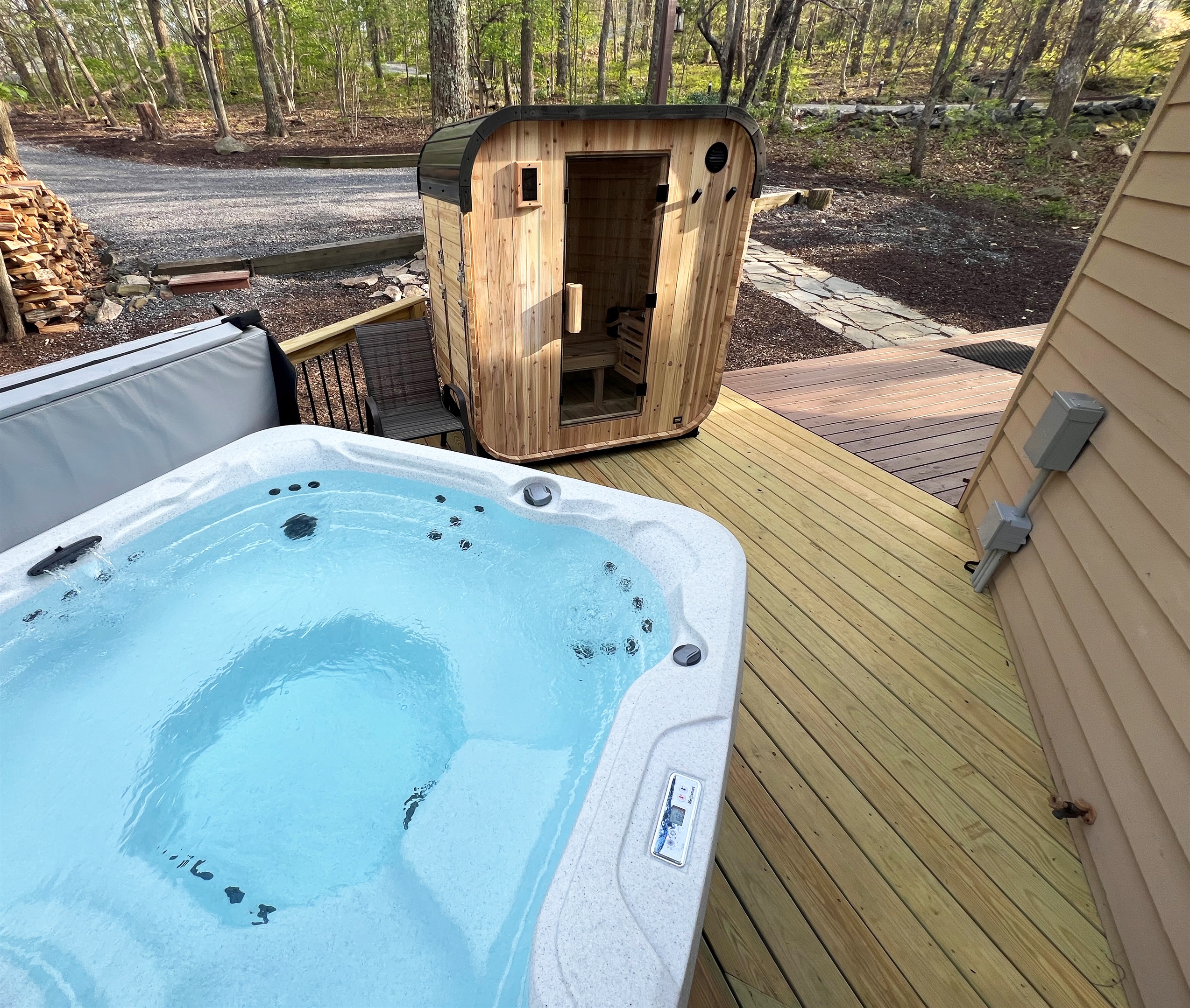 Hot Tub and Sauna