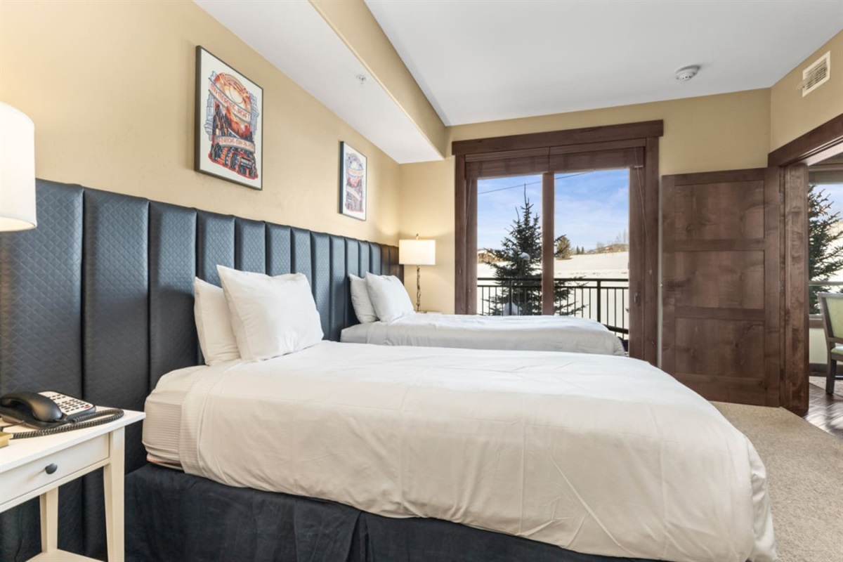 Bedroom 2 - Deck Access