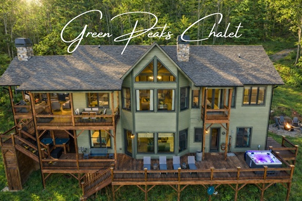 Welcome to Green Peaks Chalet, your private mountain retreat, with stunning views, a cedar sauna, hot tub and other fabulous amenities await your arrival!
